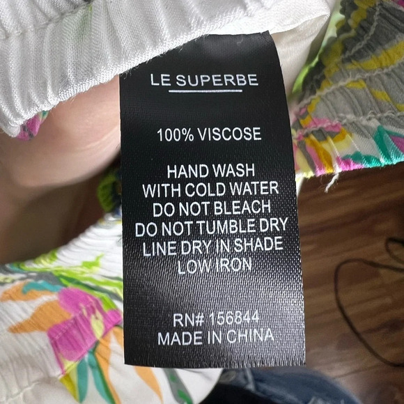 Le Superbe - Fruit Salad Shorts NWT XS - Picture 7 of 7